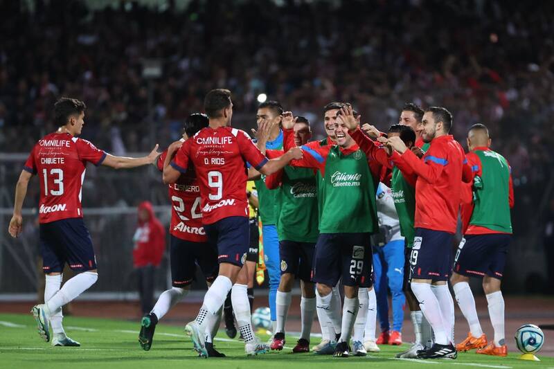 Chivas buscará llevarse como dé lugar la victoria ante Tigres.