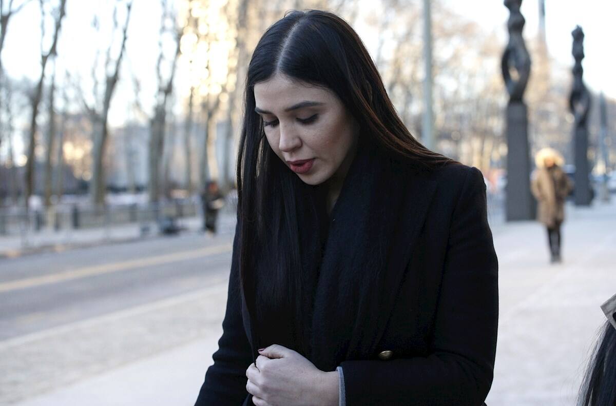 Juez ordena mantener en prisión y sin derecho a fianza a Emma Coronel, esposa de “El Chapo” Guzmán