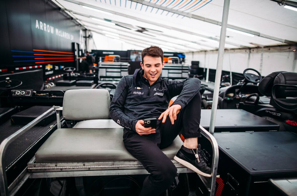 El mexicano "Pato" O'Ward con chance de ganar IndyCar en la última carrera