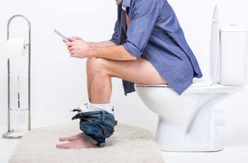 Salud: Tres hábitos para ir al baño de manera correcta