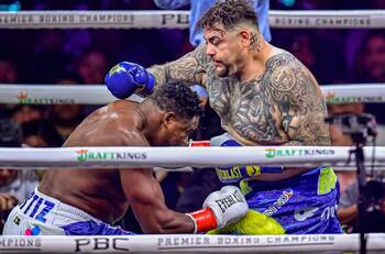 VIDEO | Así se vivieron los contundentes golpes de Andy Ruiz a Luis Ortiz desde su esquina