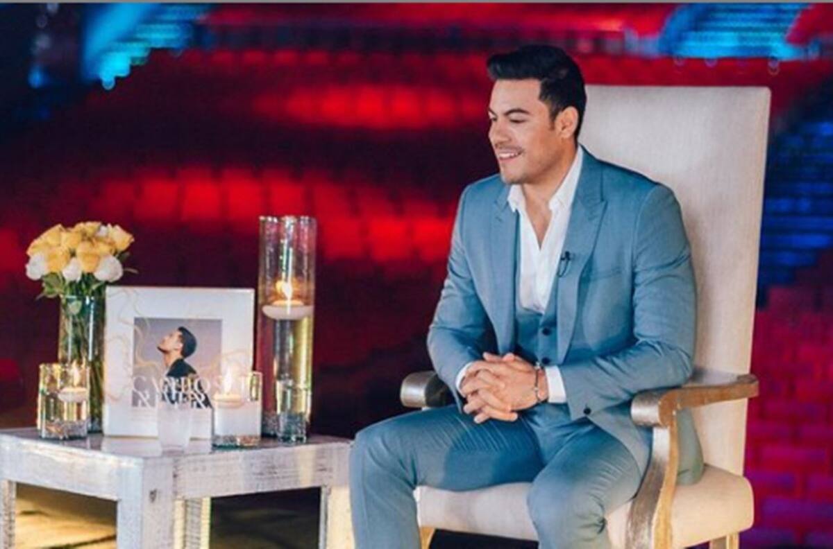 Carlos Rivera presentó 'Leyendas', un disco para homenajear a Manzanero, Raphael, Roberto Carlos y a Omara Portuondo