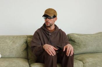 Bad Bunny está listo para romper el internet con "Yonaguni" en su nuevo sencillo en... ¿japonés?