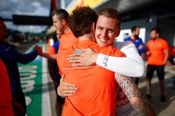 VIDEO | Así festejó la familia Schumacher la carrera de Mick con Haas en el GP de Gran Bretaña