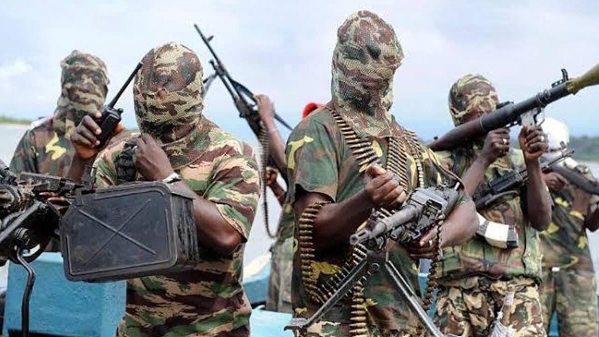 Caos en Nigeria: un grupo de hombres armados atacó una cárcel y liberó más de 1.500 presos