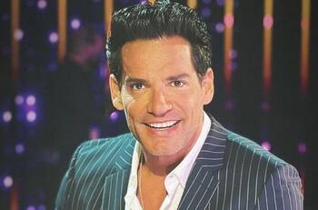 “Quiero dedicarle esto a mi familia”: Cristián de la Fuente triunfa en los premios Martín Fierro