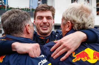 Red Bull prepara “equipazo” y Checo Pérez estaría advertido para 2024