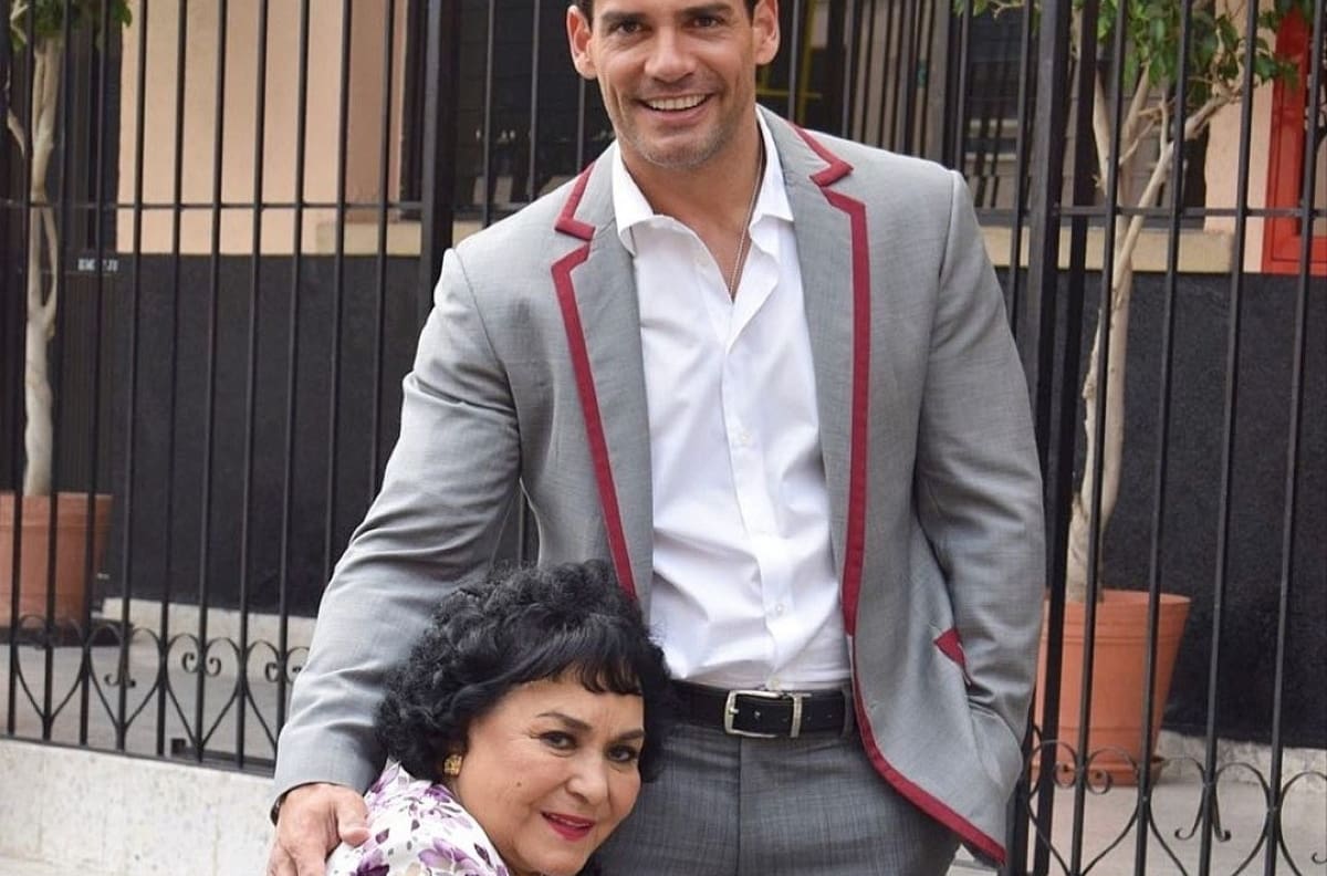 Cristián de la Fuente envía su apoyo a Carmen Salinas, a quien considera "una madre adoptiva"