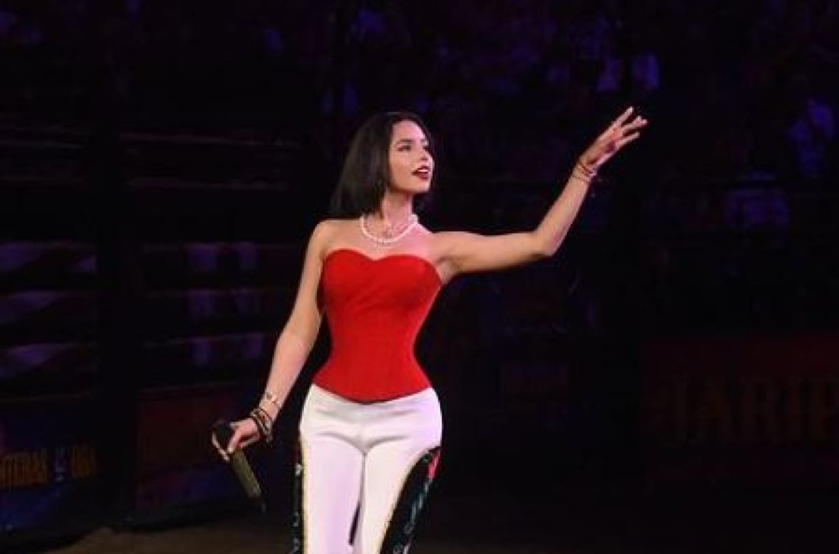 Conoce a la prima de Ángela Aguilar ¡es igual de hermosa que la cantante!