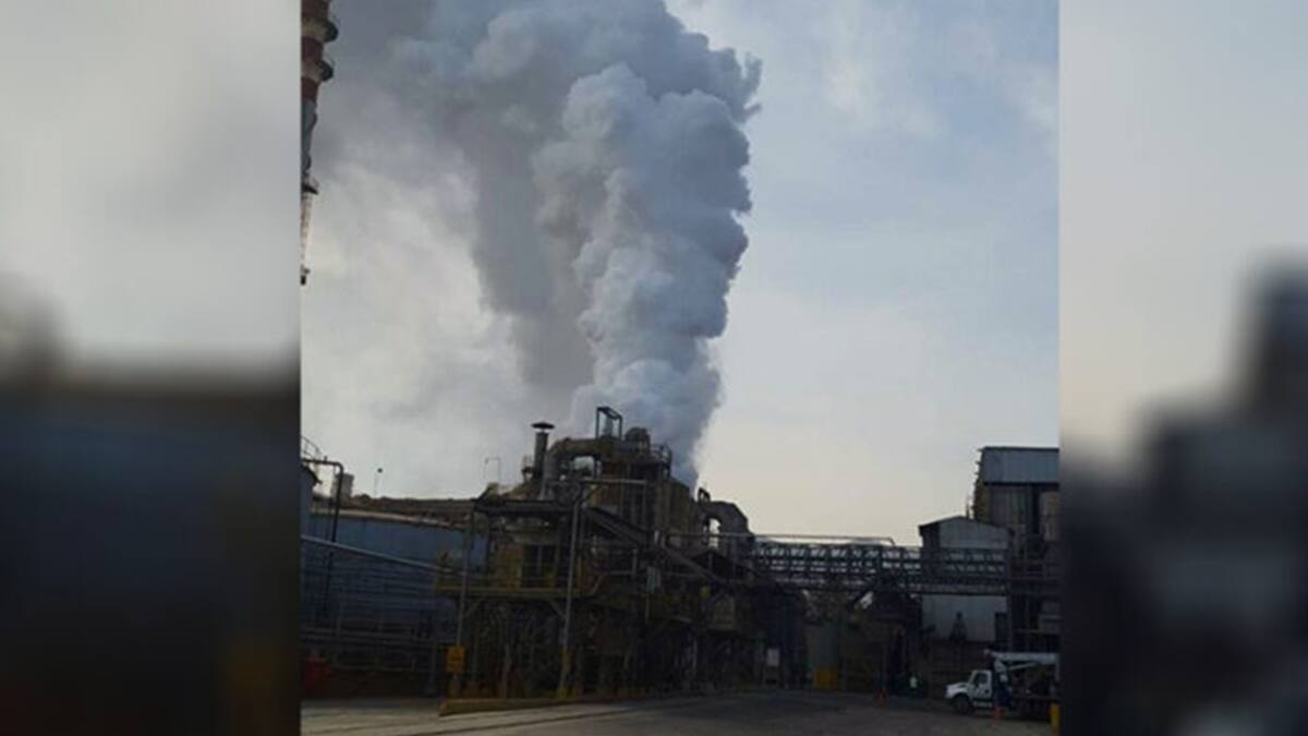 Se registra fuga de trióxido de azufre en planta de Torreón