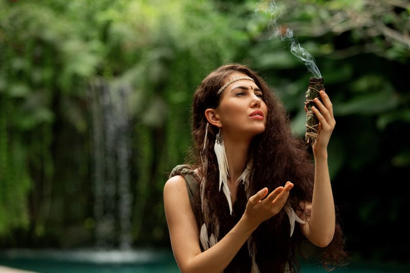 ¿Serás parte de los signos zodiacales que más creen en el karma?