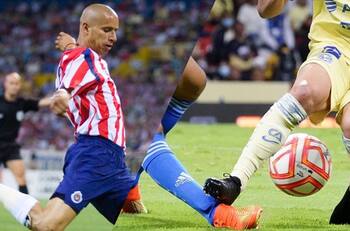 Bofo Bautista arremete contra arbitraje a favor del América: "Que le den el campeonato a los Wilos"