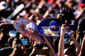 El detrás de cámaras de Red Bull a Checo Pérez en el GP de México