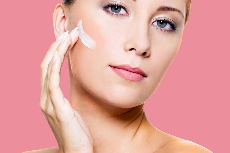 Esta crema te ayudará a rejuvenecer tu rostro.