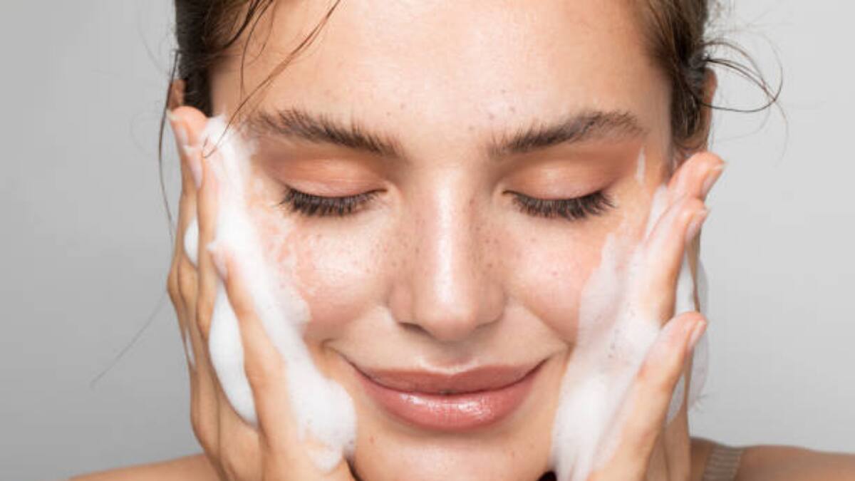 Belleza | ¿Con qué frecuencia debes lavarte la cara?
