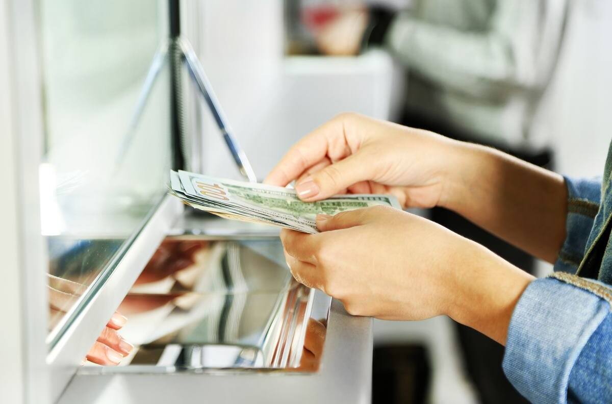 ¿En cuánto anda el dólar este lunes 1 de marzo?