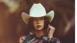 La hija de Pepe Aguilar se muestra sin una gota de maquillaje... y sorprende