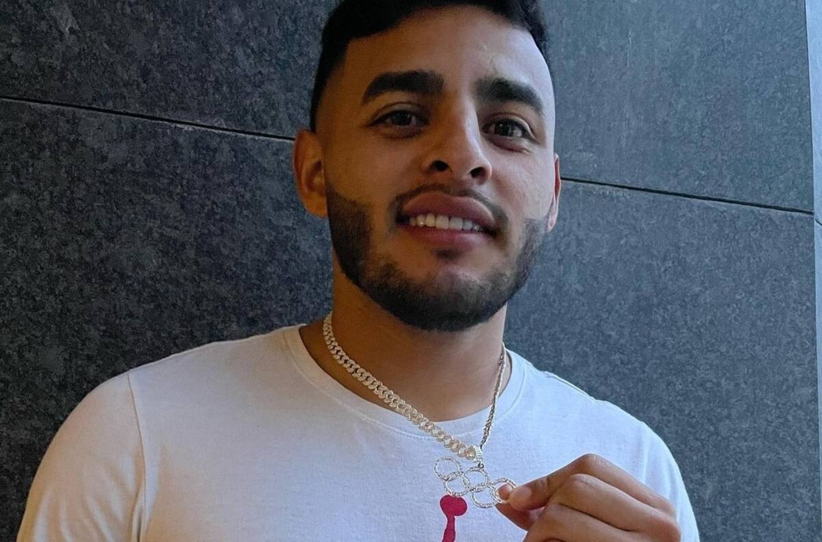 Alexis Vega presumió el increíble regalo que le dio una joyería por ser medallista