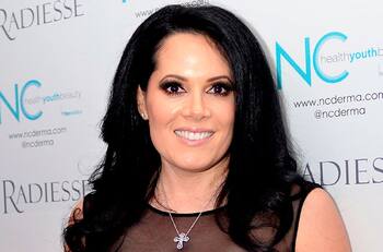 Exnuera de Vicente Fernández responde si el cantante dejó desamparada a su familia