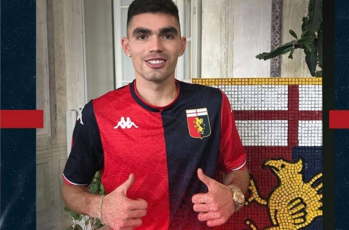 Johan Vásquez tendrá competencia en Genoa para la titularidad