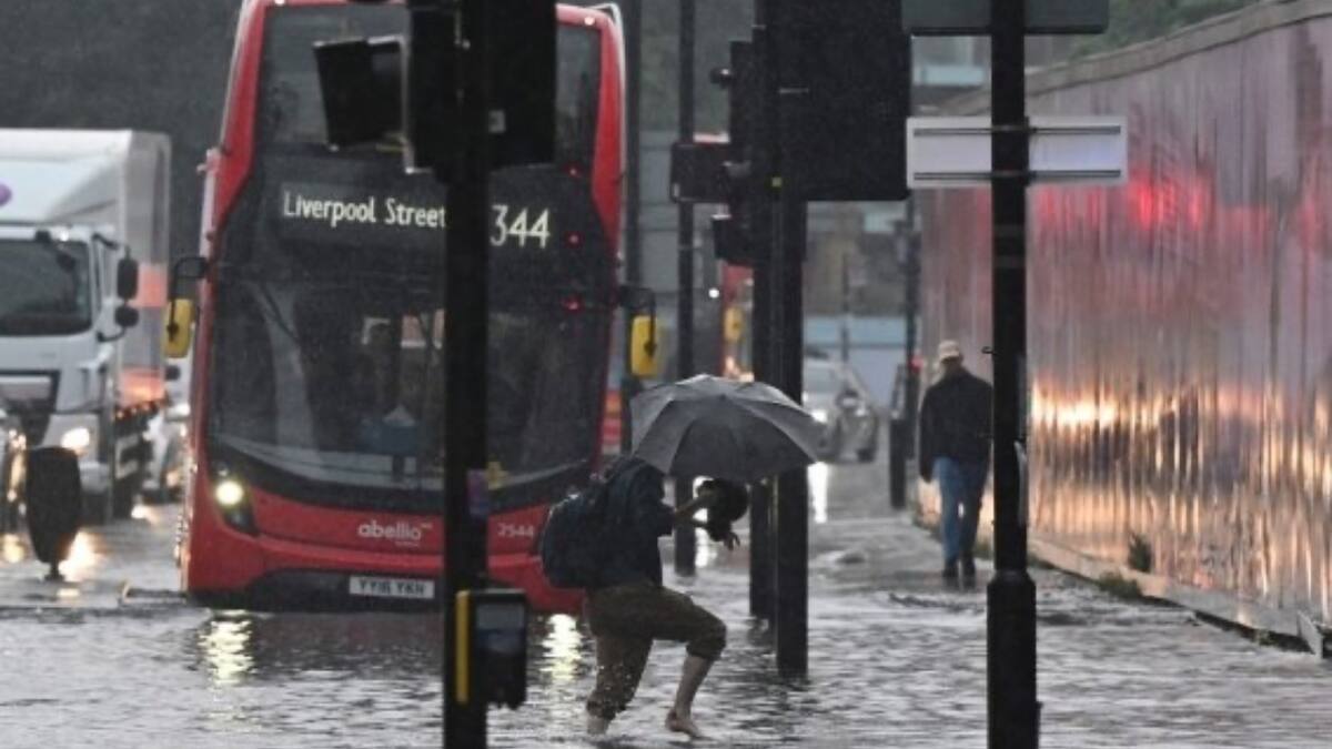 Video: Calles de Londres se inundaron por lluvias torrenciales