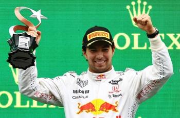 Prensa española habla maravillas de Checo Pérez tras actuación en GP de Turquía