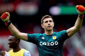 ¡Lo volvió a hacer! Emiliano Martínez, el maestro de los penales