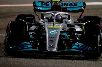 La millonaria multa que costará a Nelson Piquet por comentarios racistas a Lewis Hamilton