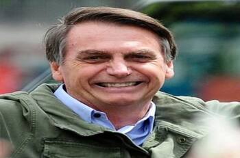 Jair Bolsonaro es hospitalizado por hipo crónico y dolores abdominales