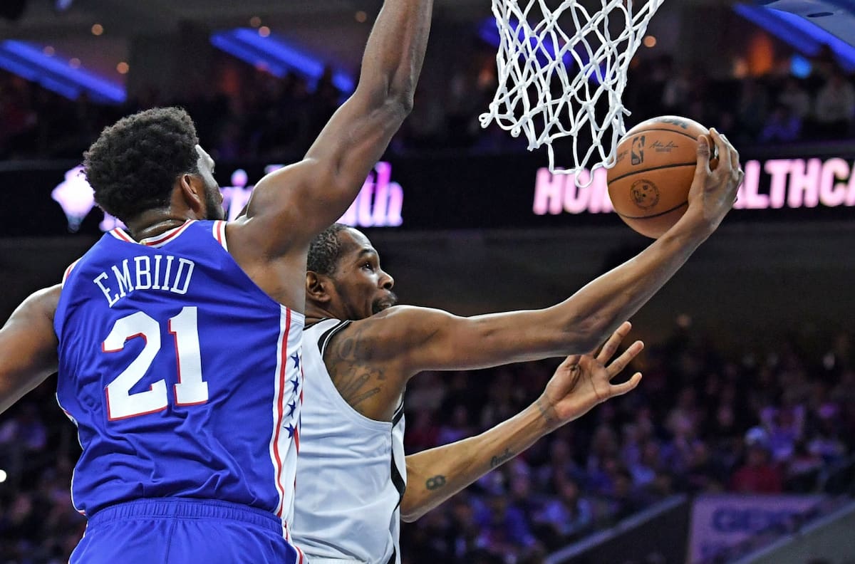 Nets hacen favor a 76ers y desplazan al Heat de cima en la Conferencia Este