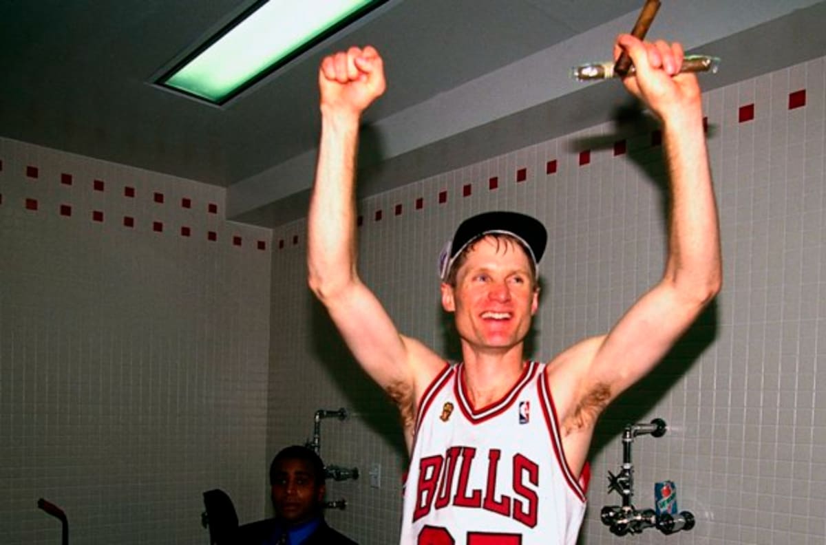 Steve Kerr cumple 56 años: El hombre que hizo la canasta para el título de los Chicago Bulls en 1997