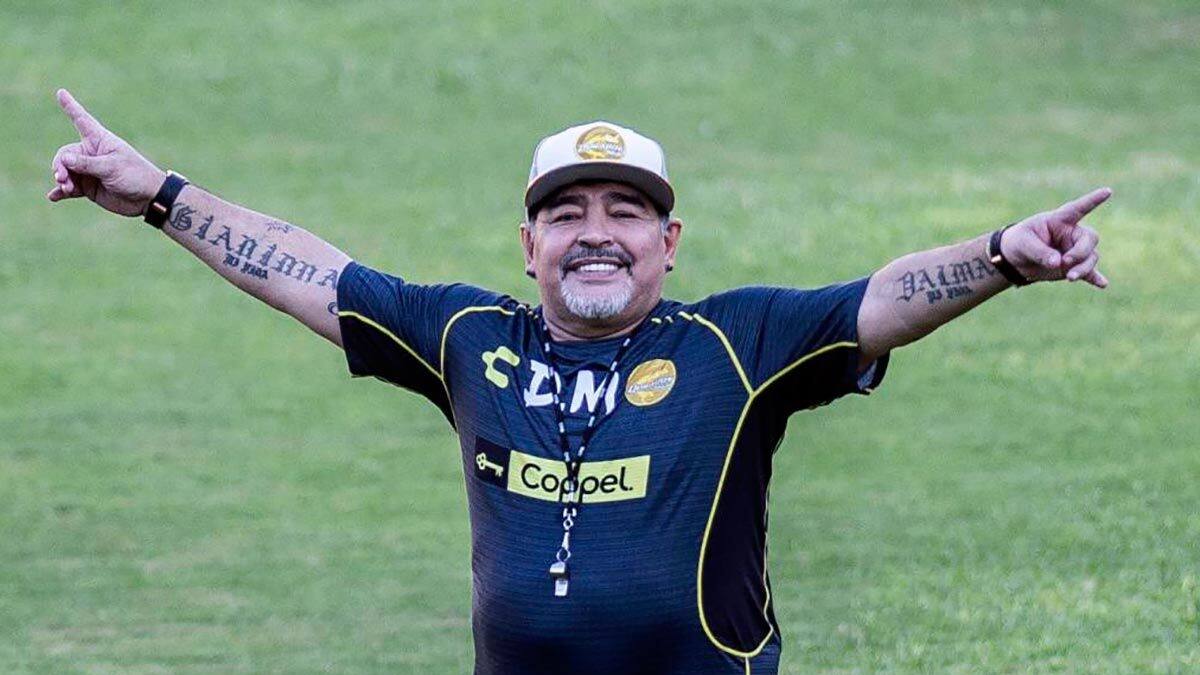 Continuan investigaciones: la justicia argentina ahora va por revisión de celulares de Maradona