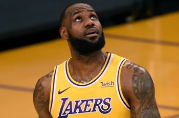 La estadística que preocupa futuro de LeBron James con Lakers