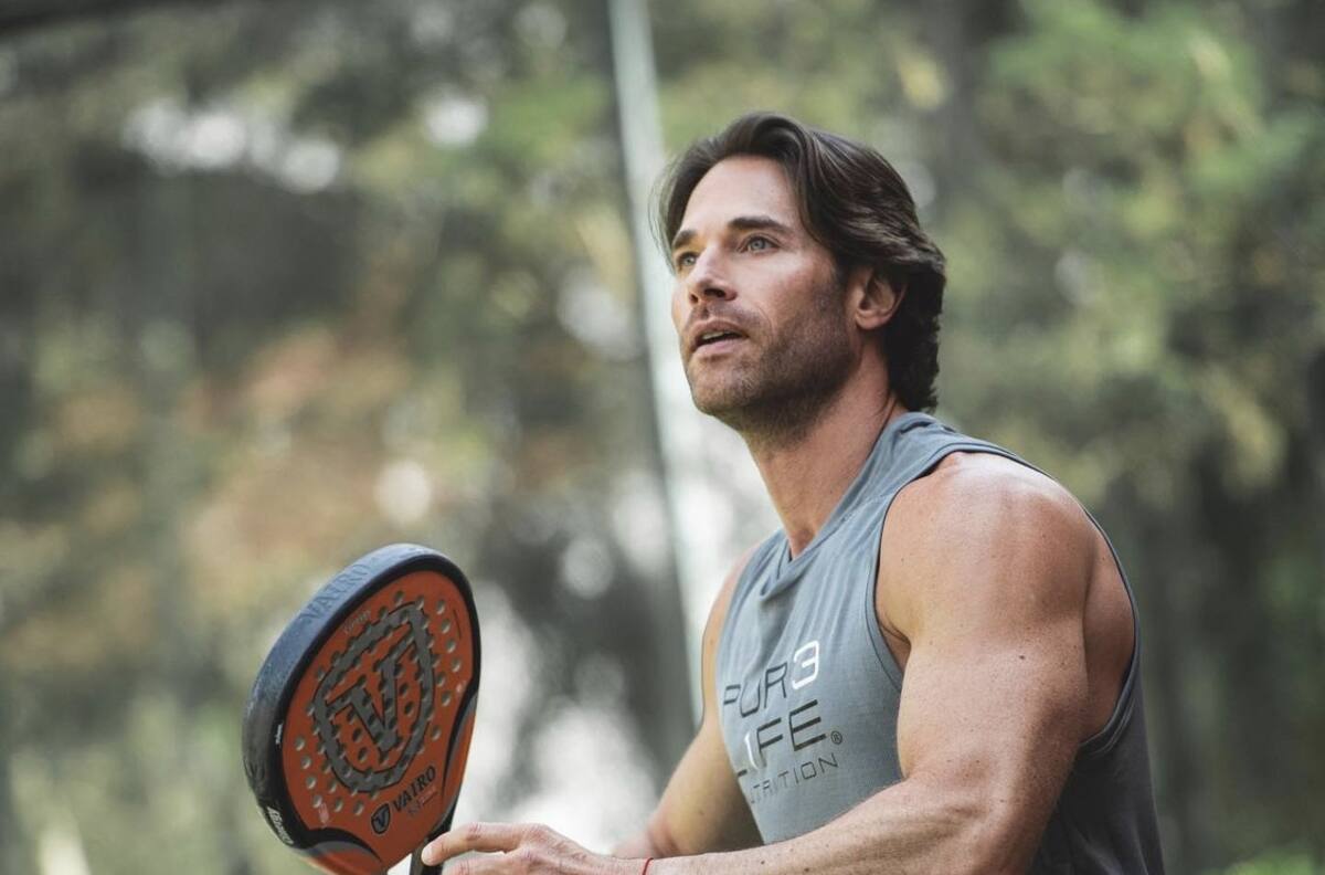 ¡No mostró su cara!: Sebastián Rulli disfruta del tiempo junto a su hijo