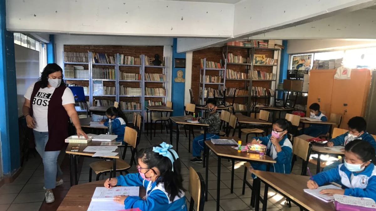 Reportan primer contagio de Covid-19 en regreso a clases de la CDMX