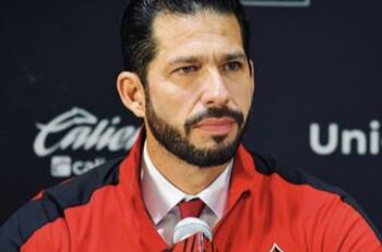 Se destaparon las formas y los días que necesitó Benjamín Mora para convencer a la gente del Atlas