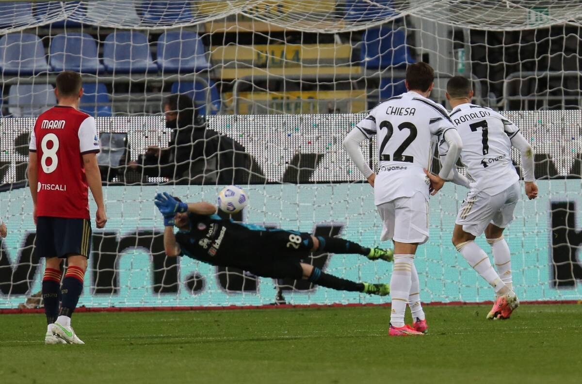 Con un hat-trick Cristiano Ronaldo le da la victoria a la Juve y enmudece las críticas