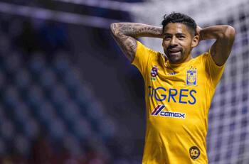 Tigres: Javier Aquino podría perderse el encuentro ante el Palmeiras