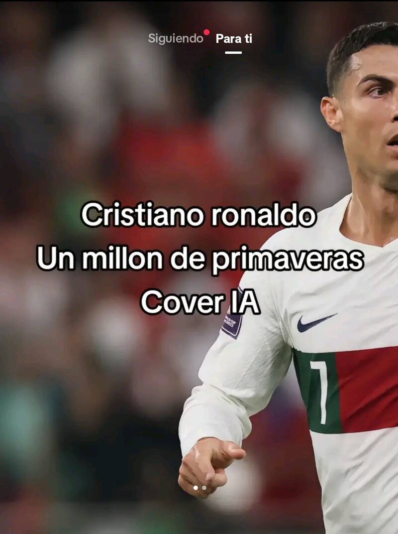 El astro portigués sorprende al cantar una canción de regional mexicano.