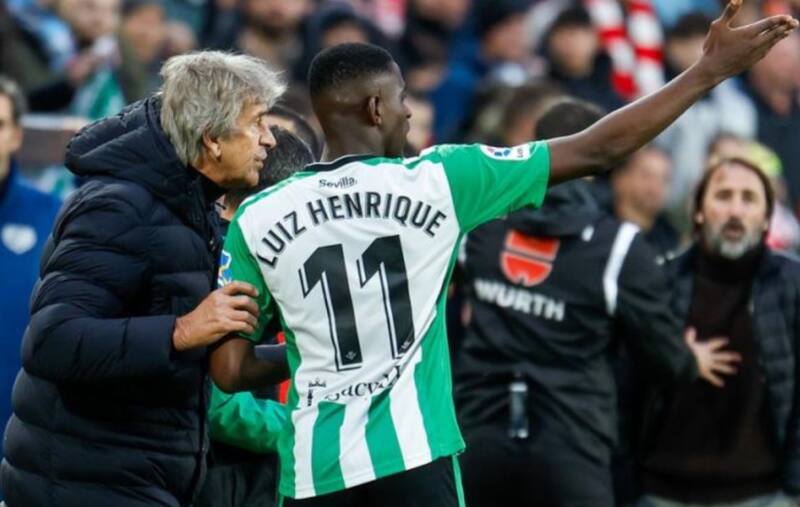 Manuel Pellegrini ha hecho un enorme trabajo en el Betis, que busca su continuidad mucho más allá del 2025, fecha en la cual termina contrato.