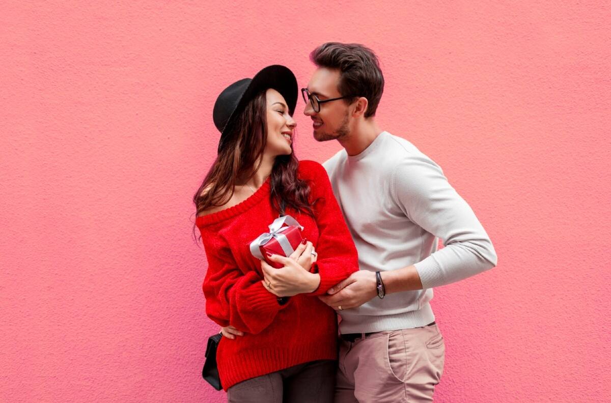 Test de personalidad: La manera en que abrazas a tu novio revela que es lo más importante para ti