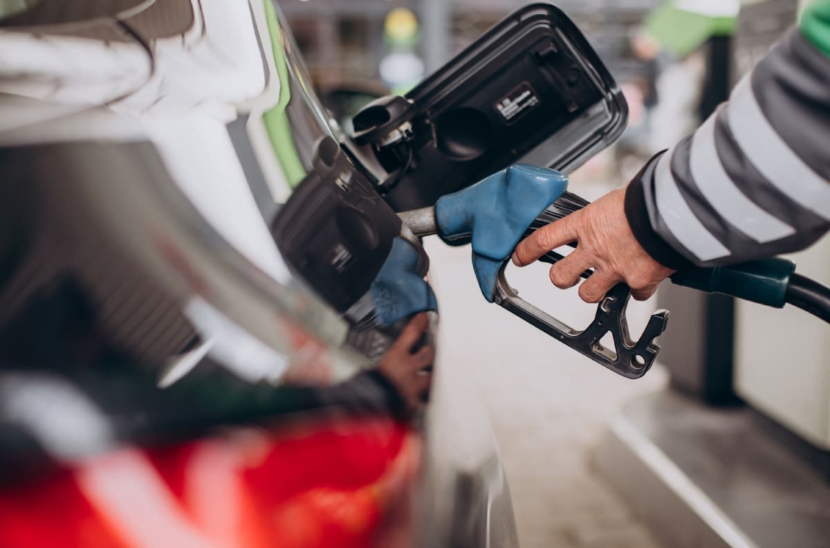 VIDEO | Despachan liquido extraño en gasolinera de Morelia y se hace viral