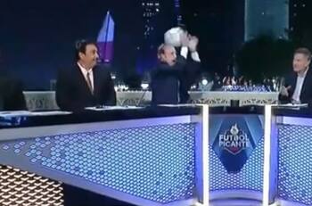 VIDEO | David Faitelson golpea a José Ramón Fernández en transmisión en vivo