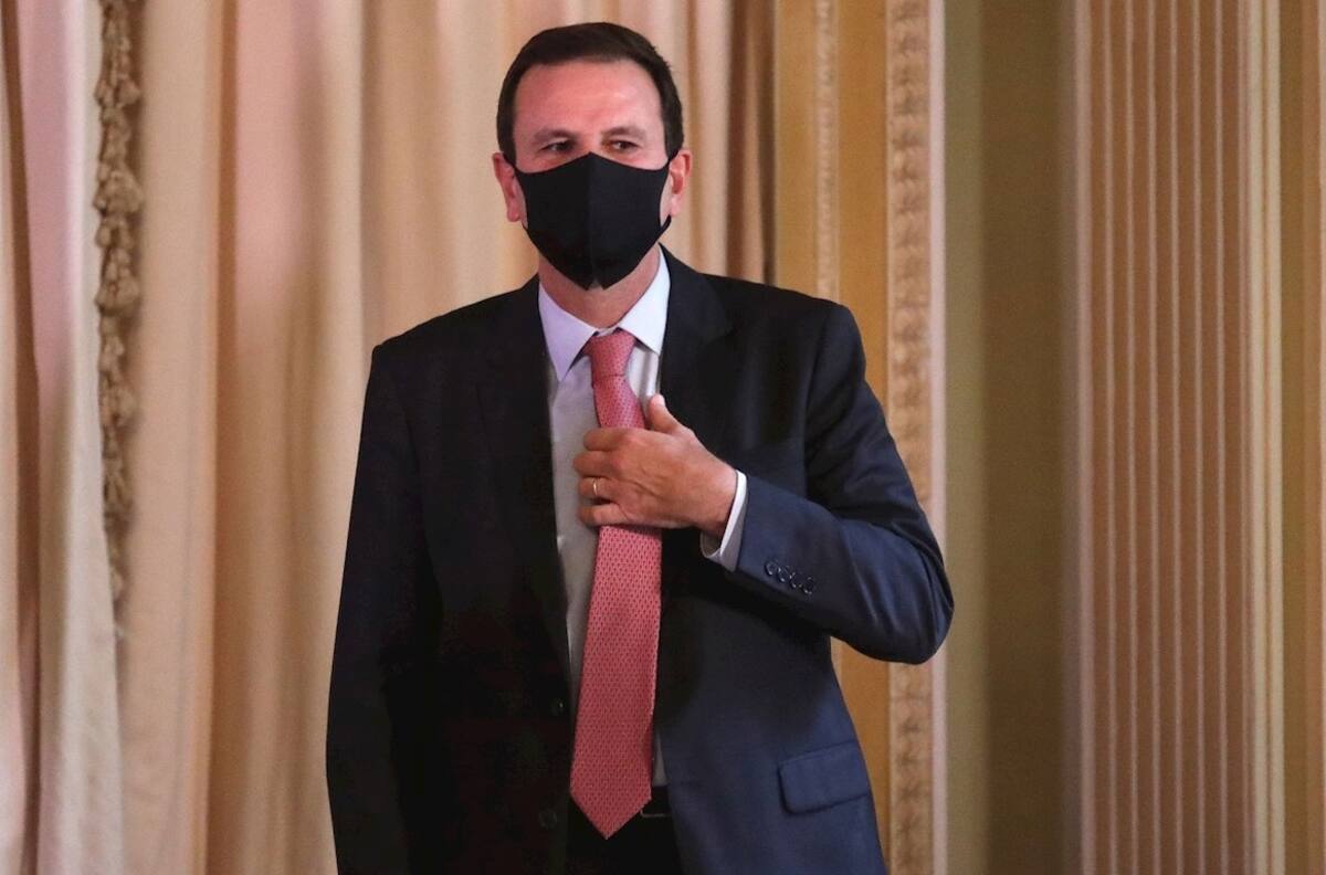 Río cancela su fiesta de fin de año tras primeros casos de ómicron en Brasil