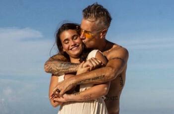 Fernando Carrillo da la bienvenida a su segundo hijo de la manera más tierna