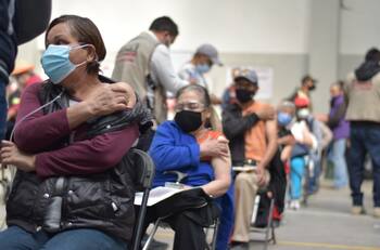 Plan vacunación: Segunda dosis para adultos mayores en Ecatepec