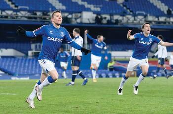El Tottenham de Mourinho fuera de la FA Cup después de un festival de goles