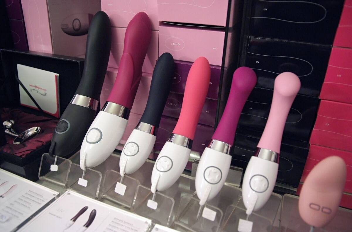 Mujer llamó a bomberos por olor a quemado en su casa: era su vibrador que se sobrecalentó