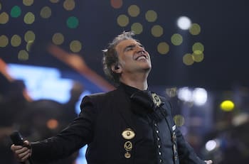 Festival de Viña 2023: Alejandro Fernández enamoró a la Quinta Vergara haciendo olvidar su recientes polémicas