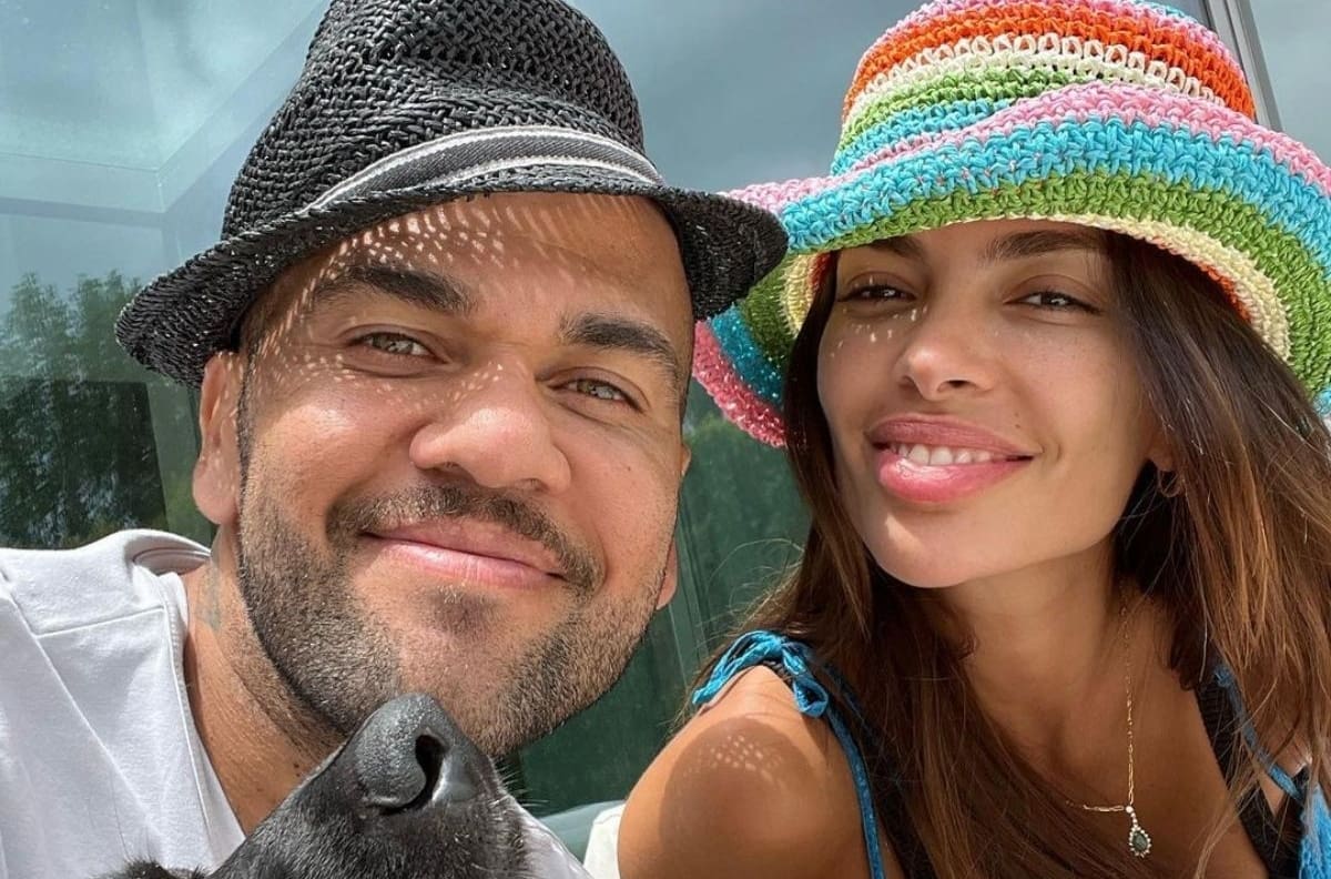 Dani Alves y el tierno mensaje que le mandó a su esposa por su aniversario